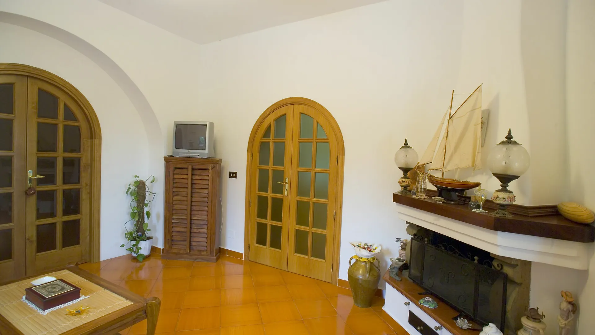 פאנריאה B&B Da Luca לינה וארוחת בוקר